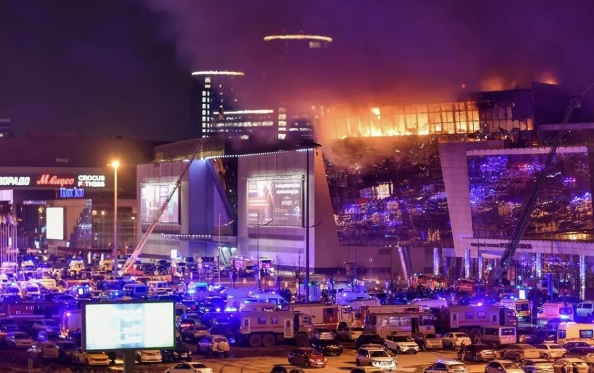 KonotasiNews, Serangan Teroris di Moskow: Memerangi Terorisme dengan Kebersamaan dan Keberanian